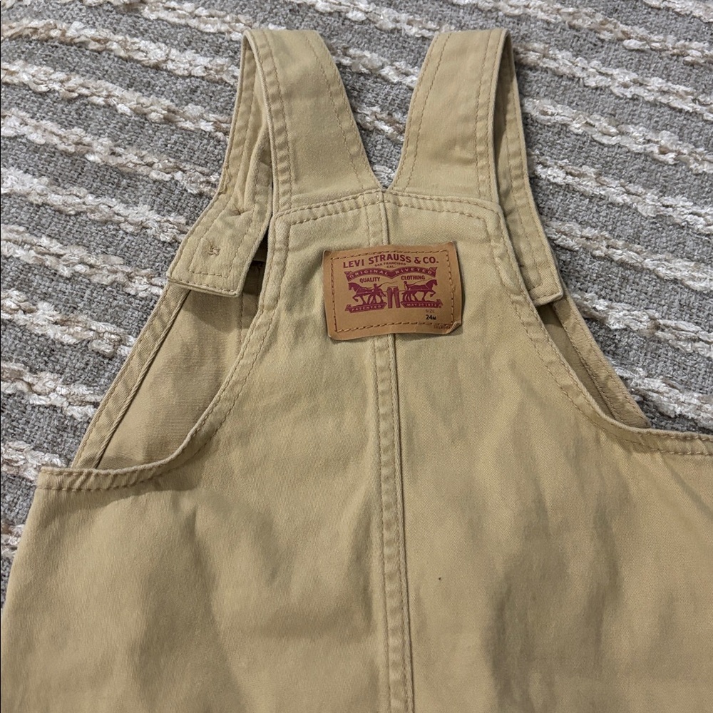Levi’s Kids Tan Shorts Overalls Size 24m - Picture 6 of 15